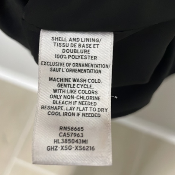 CHELSEA28 Dress With Bell Sleeves | Black | Size 6 - Picture 8 of 9